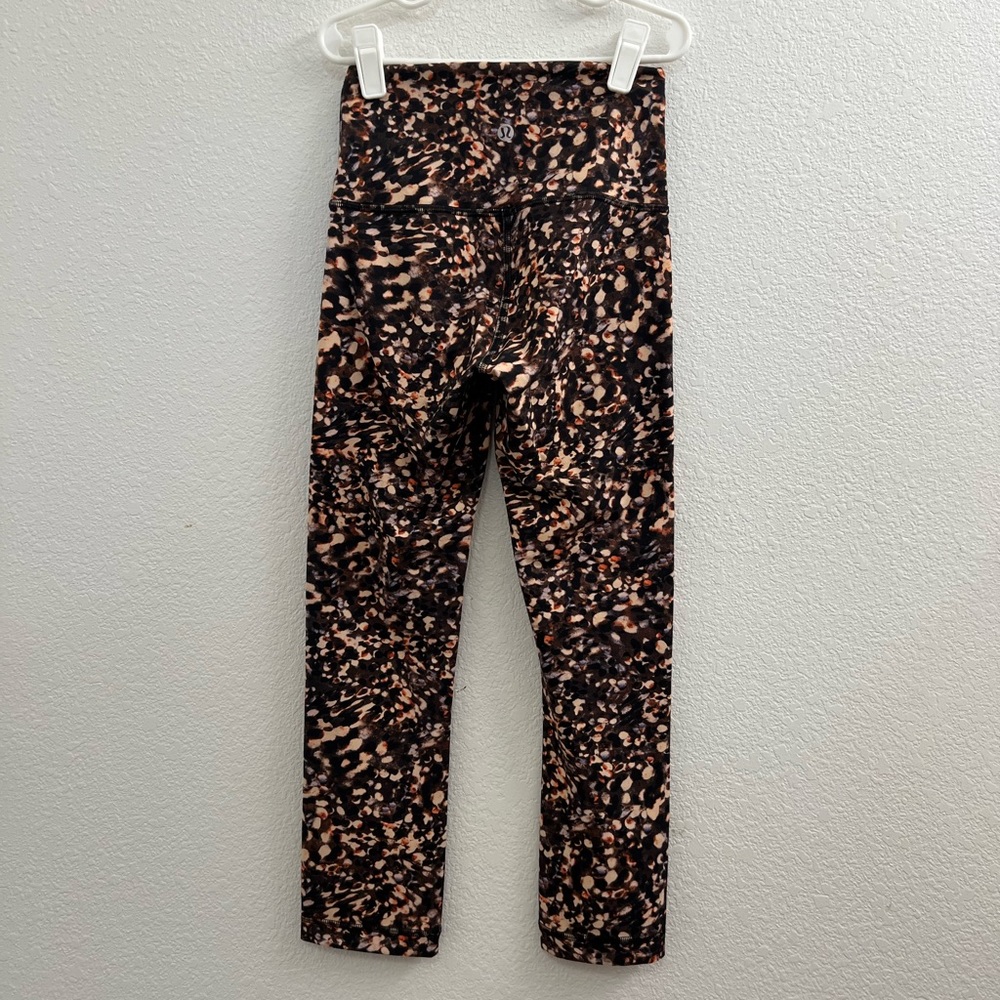 Lululemon — multicolor